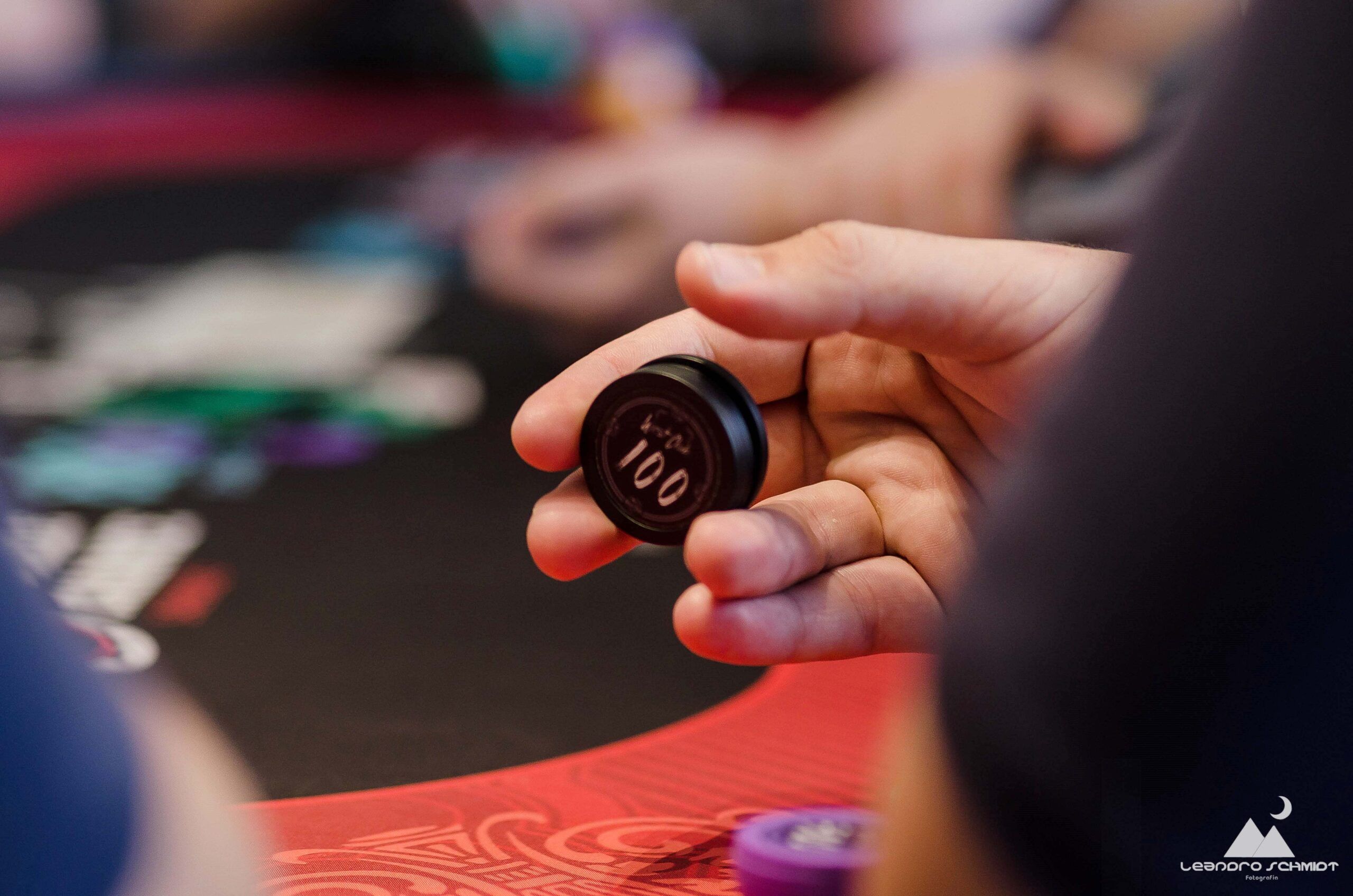 torneio-de-poker-11